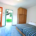 Villaggio Turistico Elea Holiday park 3*