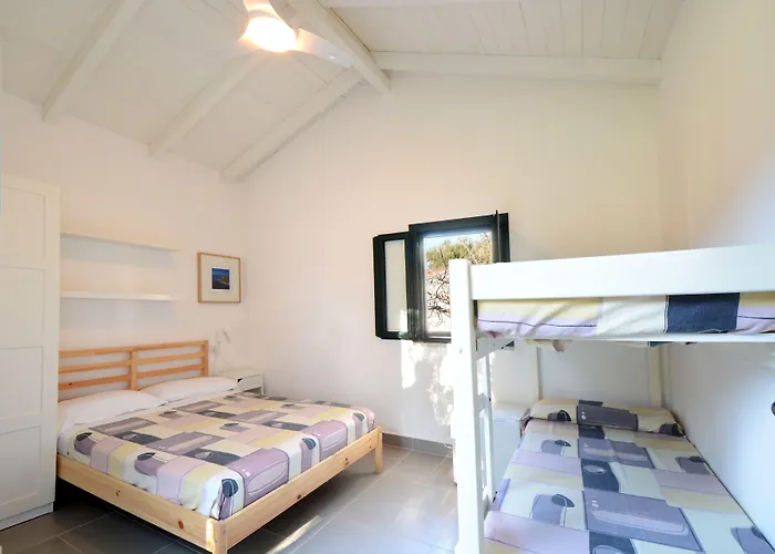 Villaggio Turistico Elea 3*